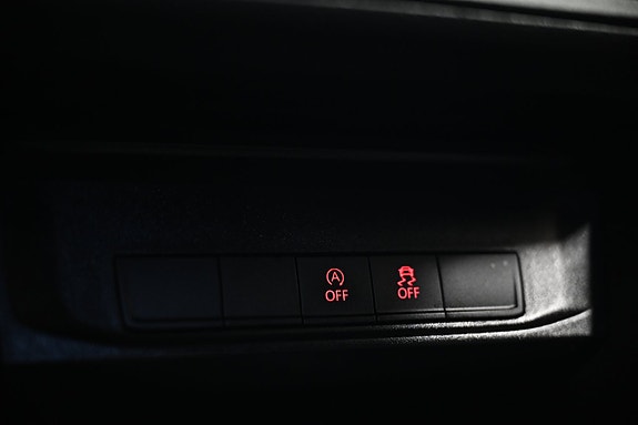 Volkswagen Caddy 24 of 28