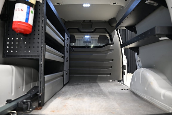 Volkswagen Caddy 8 of 28