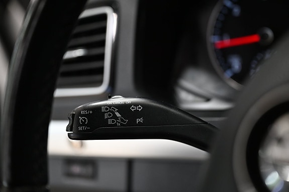 Volkswagen Amarok 25 of 28