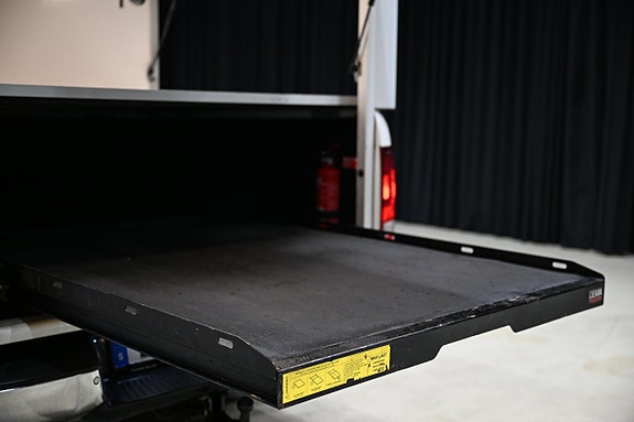 Volkswagen Amarok 9 of 28