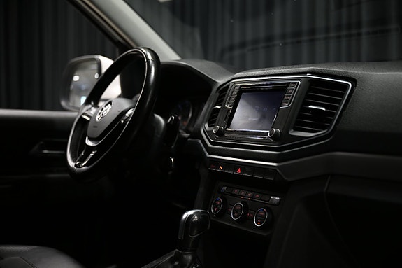 Volkswagen Amarok 27 of 28