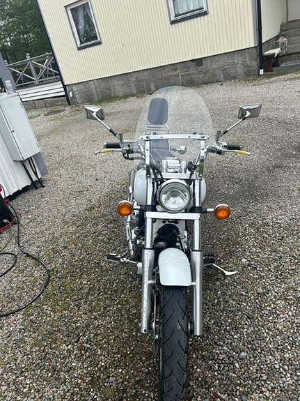 Yamaha XVS 650 Dragstar 4VR körd,2346 Mil Original Måste säljas 8 of 18