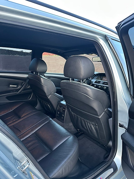 BMW M5 9 of 9