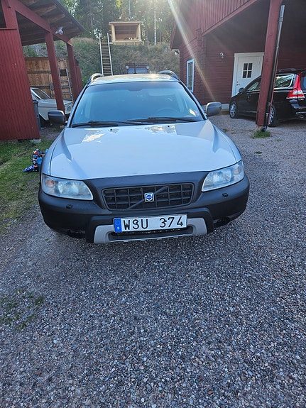 Volvo XC70 10 of 12