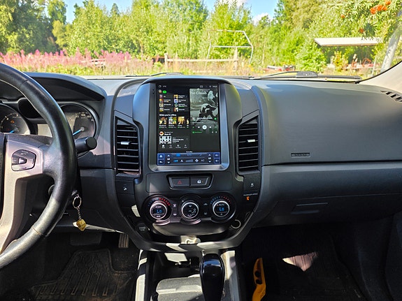 Ford Ranger 6 of 7