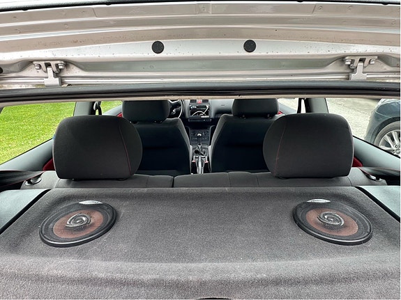 Volkswagen Polo 10 of 13
