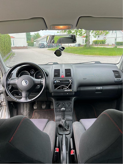 Volkswagen Polo 12 of 13