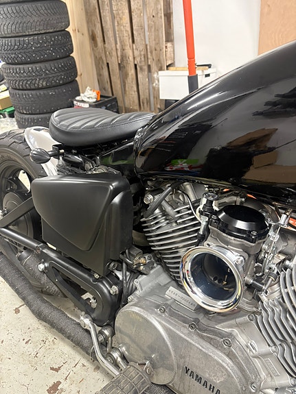 Yamaha XV750 3 of 3