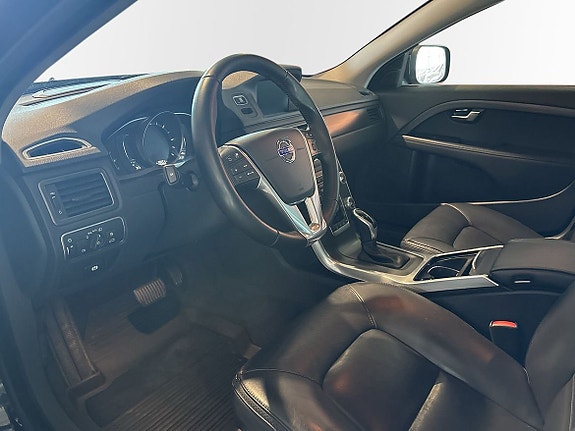 Volvo XC70 7 of 10