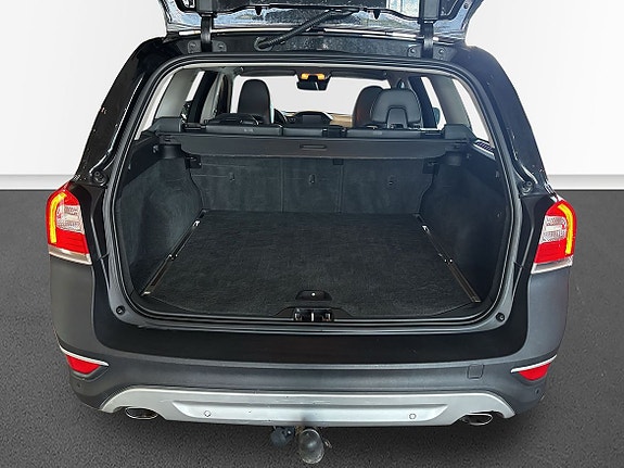 Volvo XC70 6 of 10