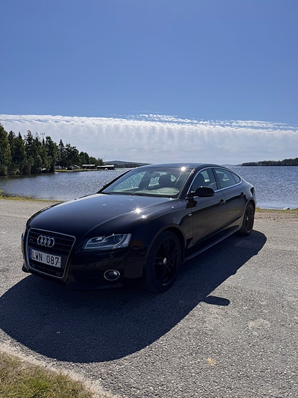 Audi A5 2 of 13