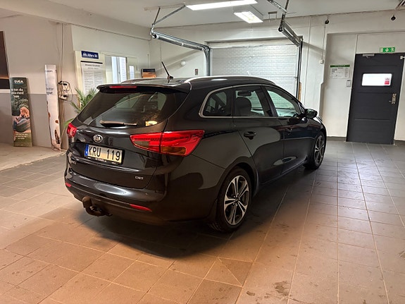Kia Ceed 2 of 15