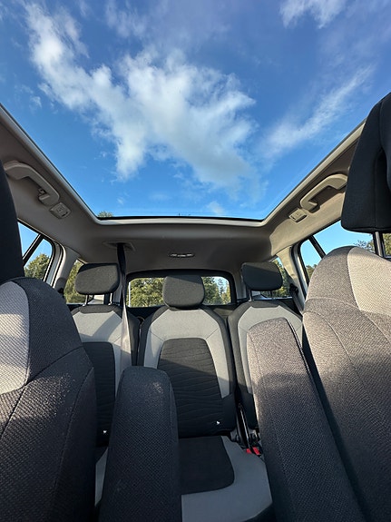 Citroen Grand C4 Picasso 10 of 15