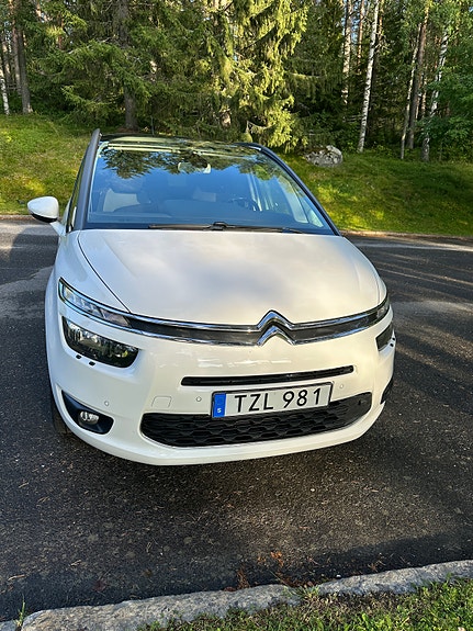 Citroen Grand C4 Picasso 3 of 15