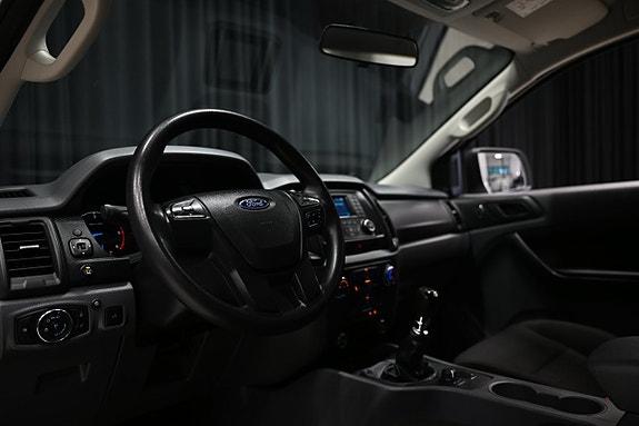 Ford Ranger 14 of 28