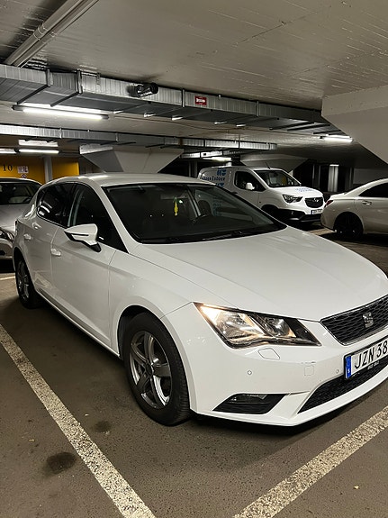 Seat Leon 3 of 7