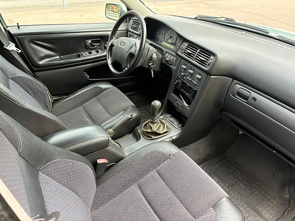 Volvo S70 5 of 6