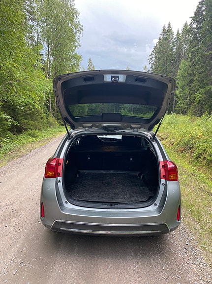 Toyota Auris 7 of 9