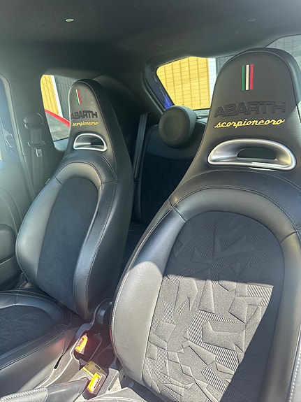 Abarth 595 9 of 11