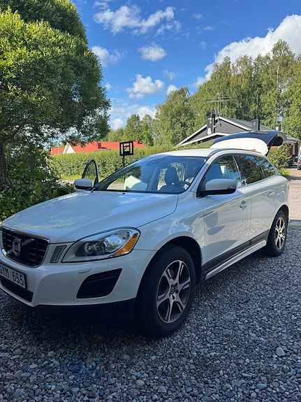 Volvo XC60 4 of 9