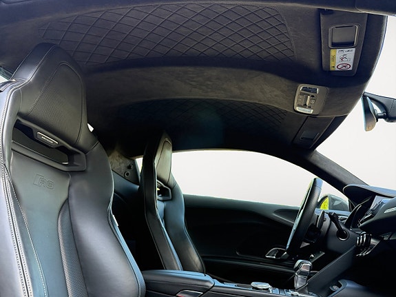 Audi R8 14 of 27