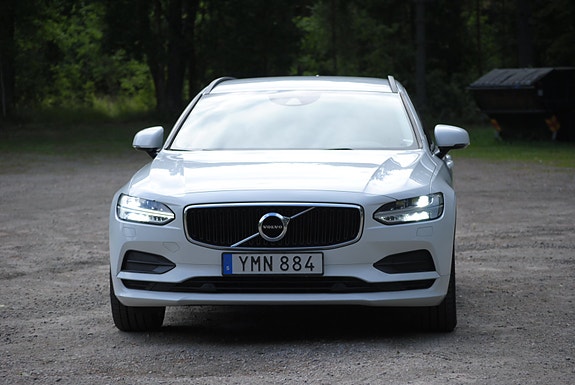 Volvo V90 3 of 30