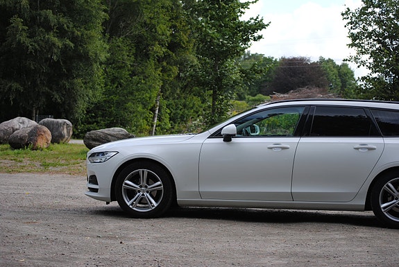 Volvo V90 5 of 30