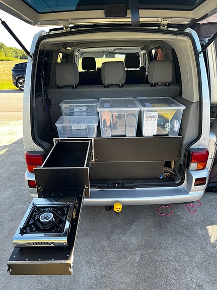 Volkswagen Multivan 9 of 12