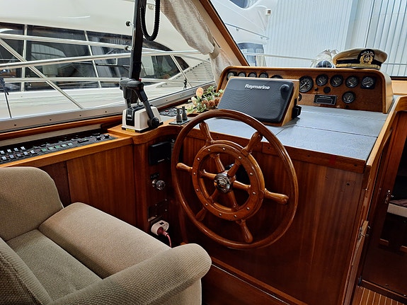 Storebro 380 Biscay 7 of 17