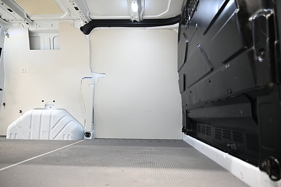 Ford Transit Custom 9 of 30