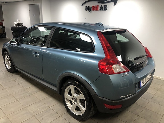 Volvo C30 2 of 8