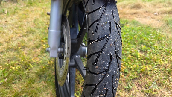 Honda CBR125R 6 of 8