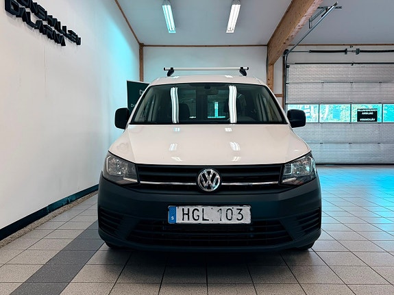 Volkswagen Caddy Maxi 2 of 17