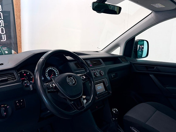 Volkswagen Caddy Maxi 14 of 17
