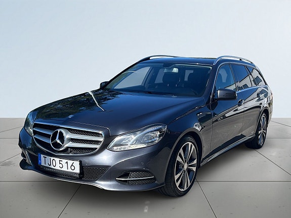 Mercedes-Benz E220 16 of 18