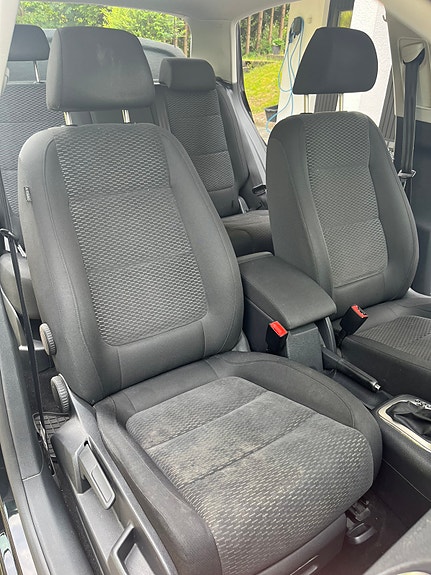 Volkswagen Golf Plus 5 of 6