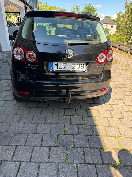 Volkswagen Golf Plus 2 of 6