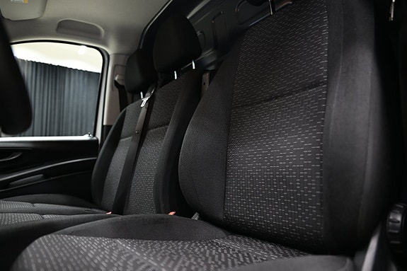 Mercedes-Benz Vito 110 23 of 27