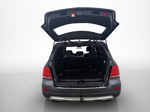 Mercedes-Benz GLK220 9 of 26