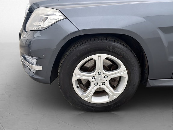 Mercedes-Benz GLK220 23 of 26