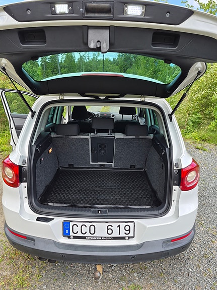 Volkswagen Tiguan 8 of 13