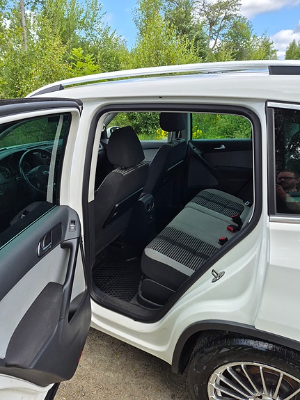 Volkswagen Tiguan 11 of 13