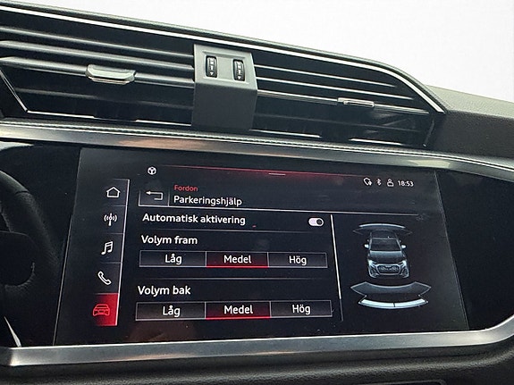 Audi Q3 27 of 30