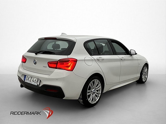 BMW 118i 8 of 30