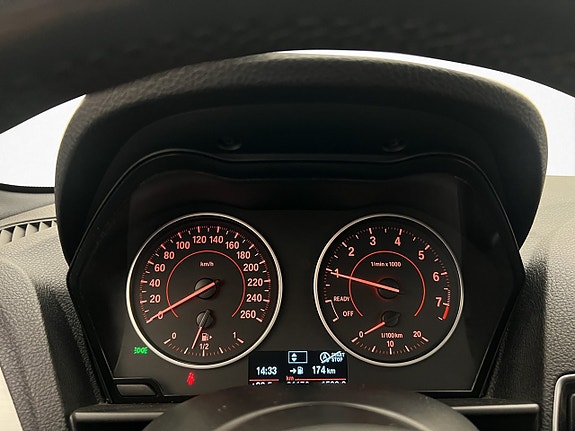 BMW 118i 22 of 30