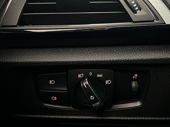 BMW 118i 28 of 30