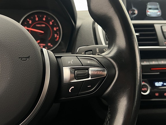 BMW 118i 26 of 30