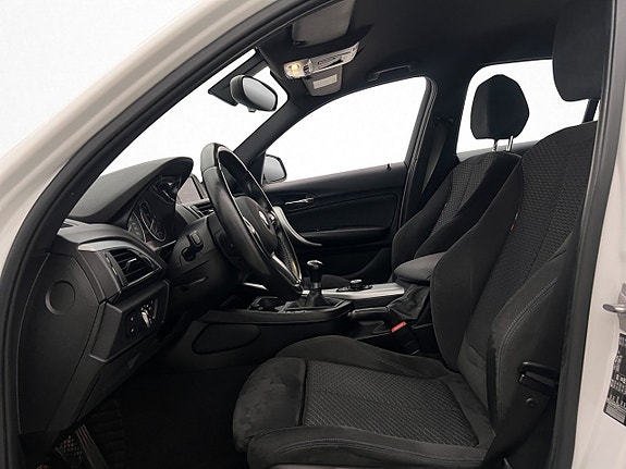 BMW 118i 21 of 30