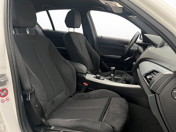 BMW 118i 14 of 30