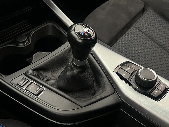 BMW 118i 29 of 30